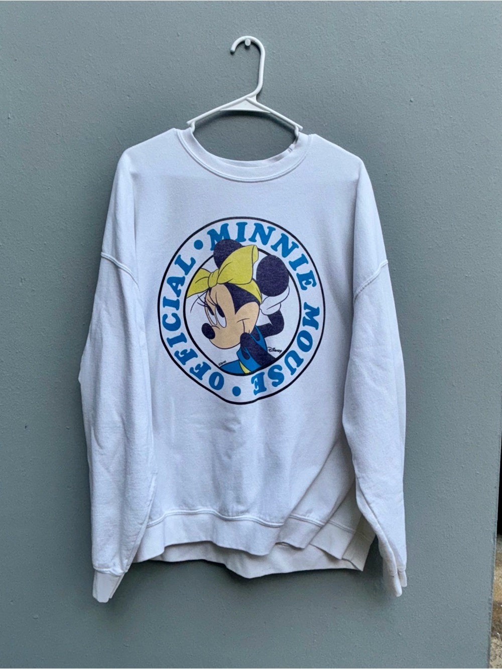 White Minnie Mouse Graphic Sweatshirt - Unbranded